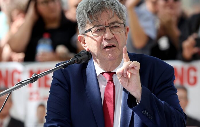 Mélenchon réfute toute candidature au poste de Premier ministre