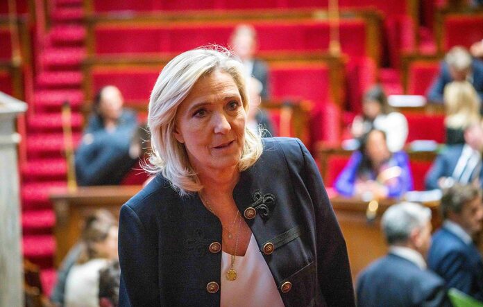 Marine Le Pen dénonce un « coup d’État administratif »