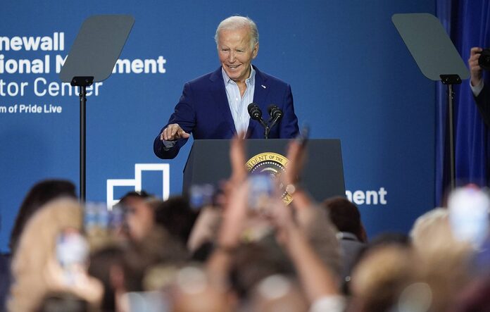 Le Parti démocrate soutient Biden après le débat contre Trump