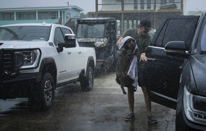 Le Texas Menacé par la Tempête Béryl