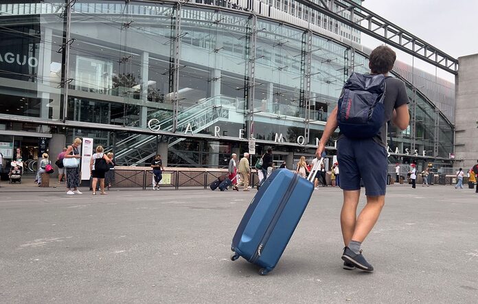 Femme verbalisée pour usage de valise électrique sans permis