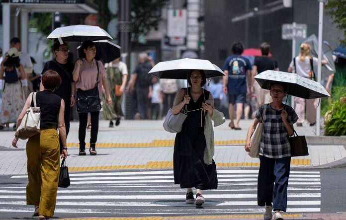 Chaleur extrême à Tokyo : Six morts en pleine saison des pluies