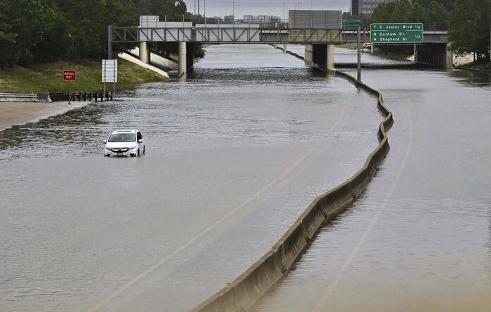 Tempête Béryl : Dégâts massifs et coupures au Texas