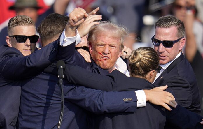 T-shirts Pro-Trump en vente après tentative d’assassinat