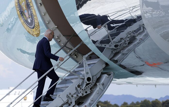 Joe Biden, 81 ans, testé positif au Covid-19 mais rassurant