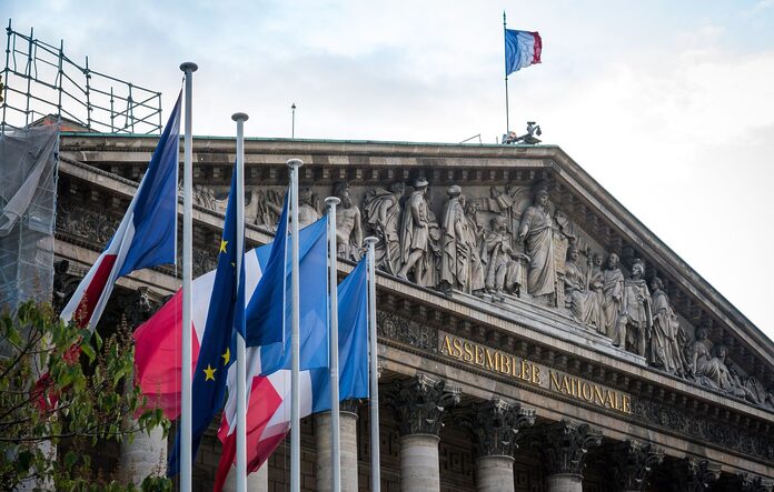 Ministres-députés : Une violation de la Constitution ?