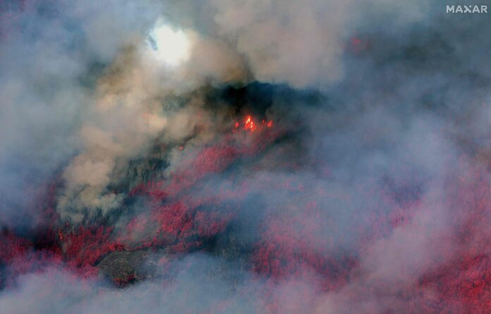 L’incendie du parc en Californie le 26 juillet 2024 : Plus de 1 150 personnels déployés pour combattre le feu qui a brûlé plus de 180 000 acres, détruit des dizaines de maisons et forcé plus de 3 500 personnes à évacuer