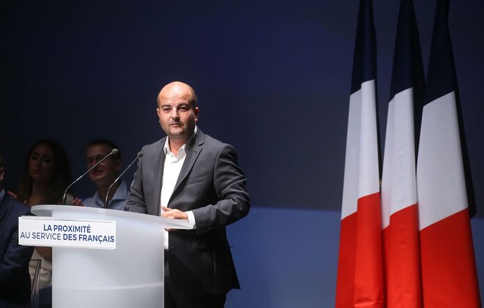 David Rachline: Vie de luxe aux frais des contribuables en 2022