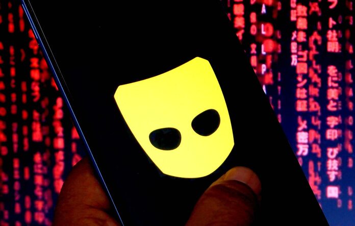 Un prêtre accuse Grindr de violation de confidentialité