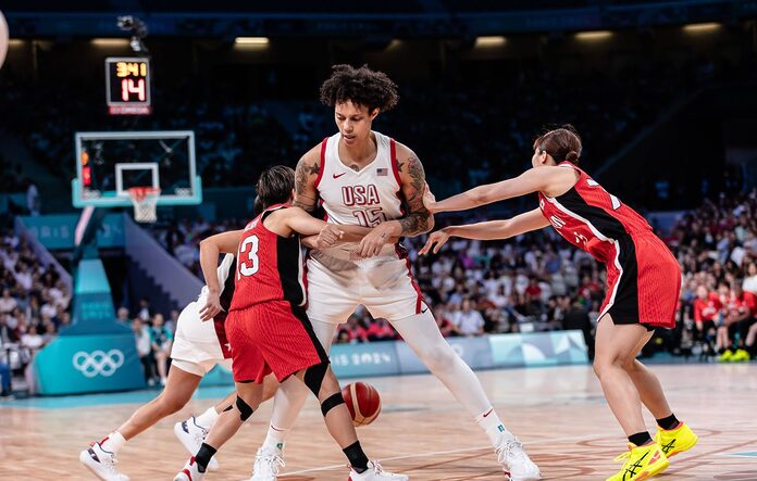 Brittney Griner brille aux JO face au Japon