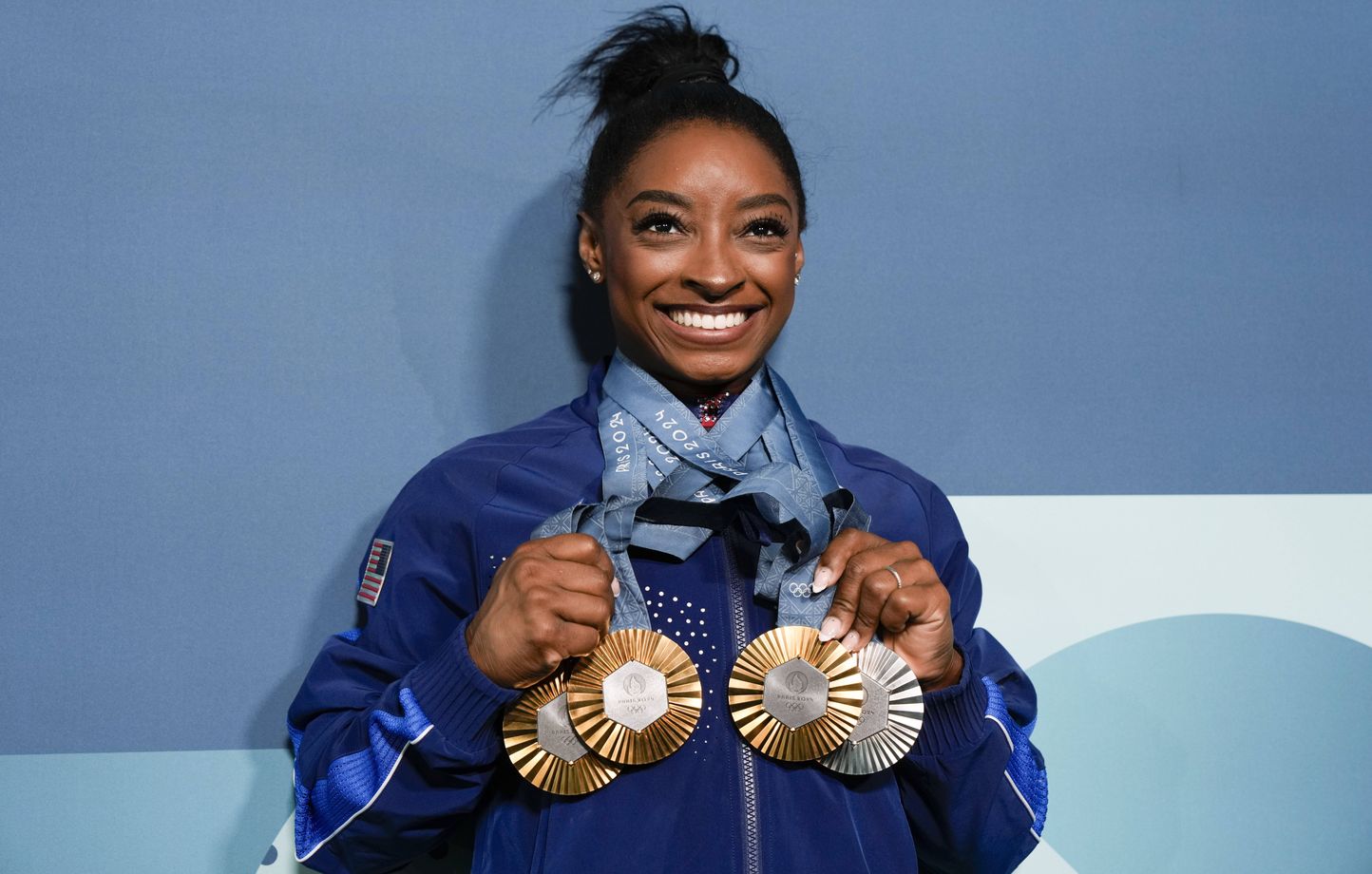 La mère biologique de Simone Biles demande pardon