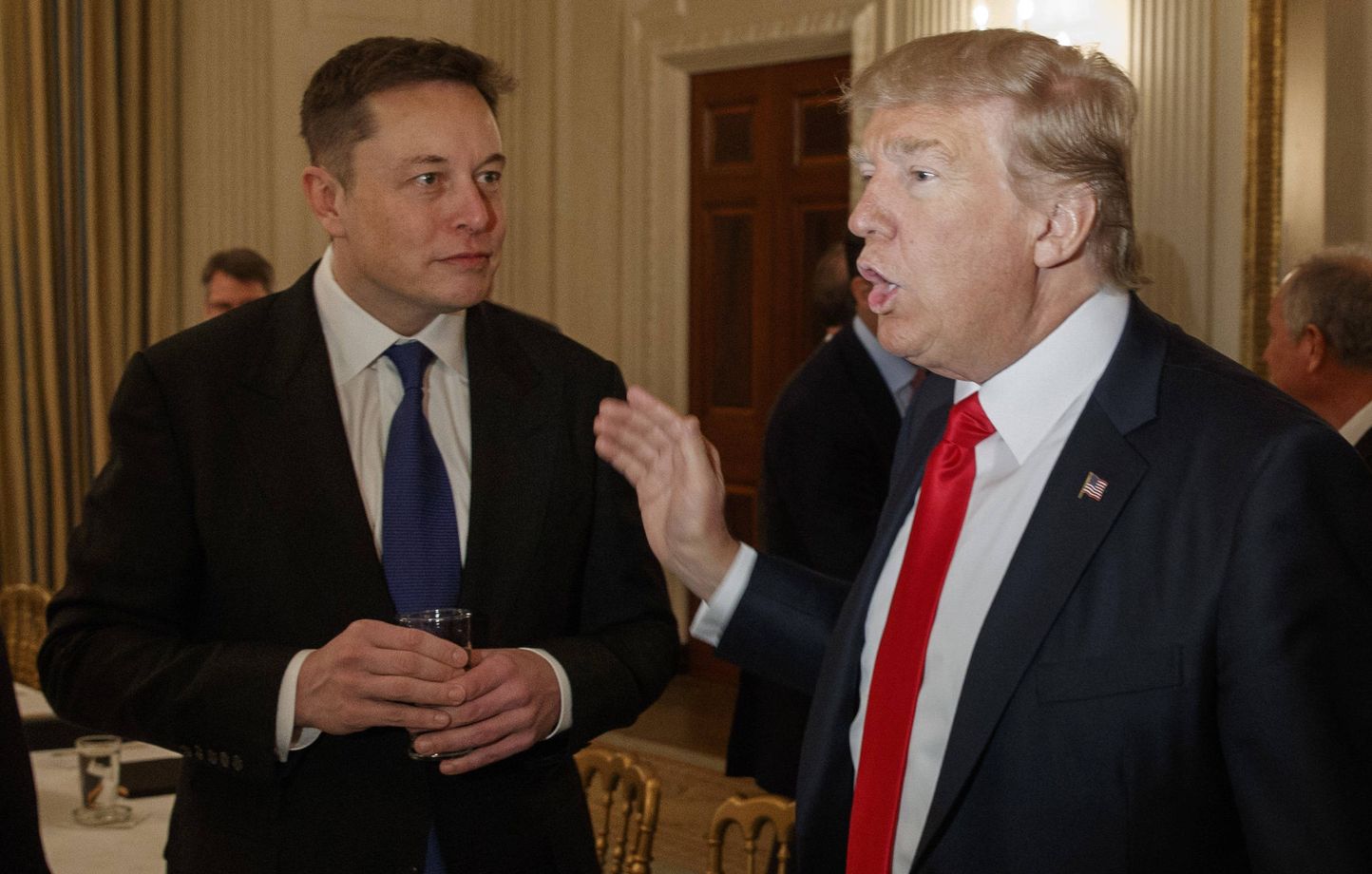 Elon Musk ministre potentiel si Trump gagne