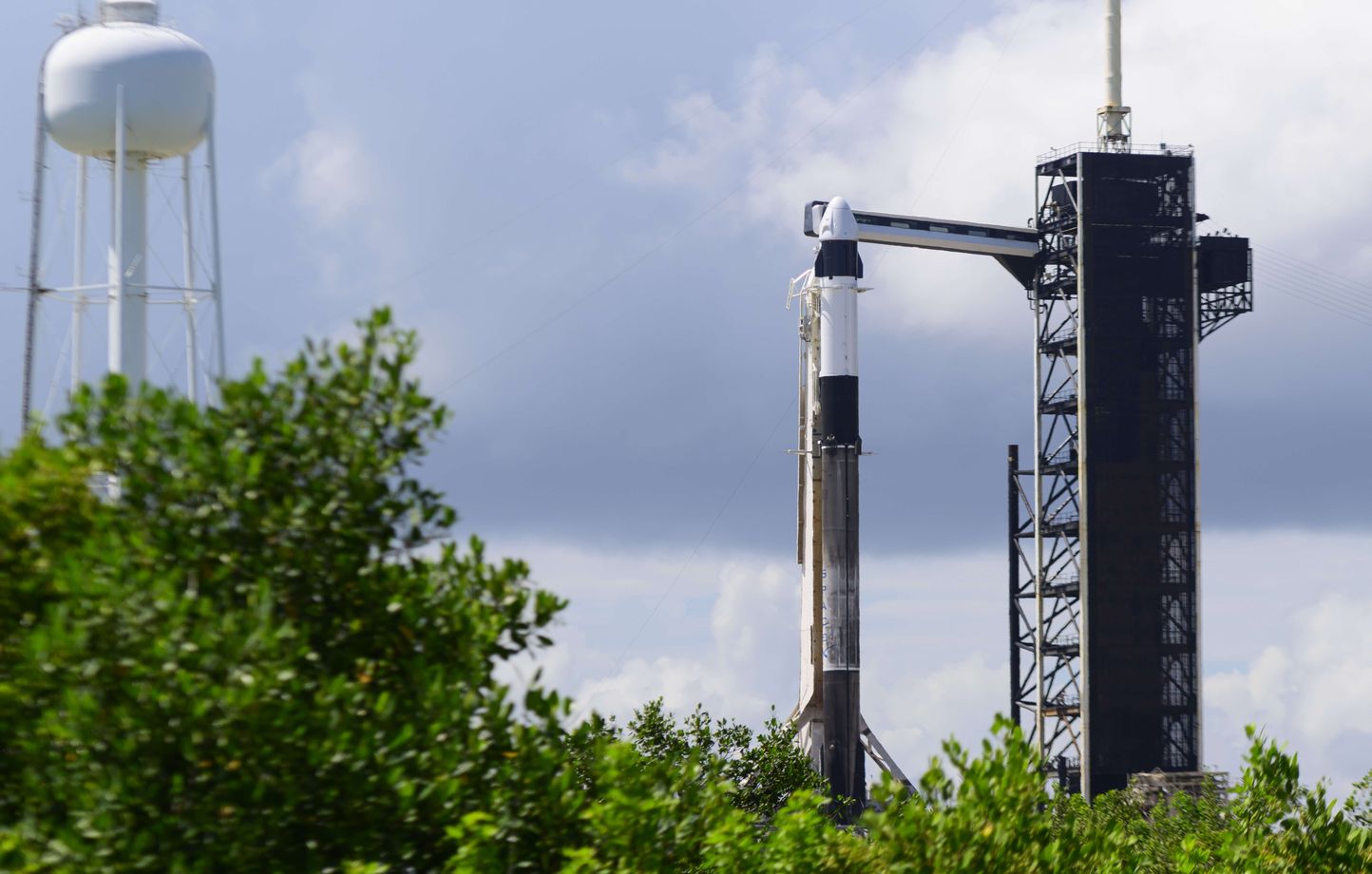 SpaceX reporte indéfiniment son lancement historique Polaris