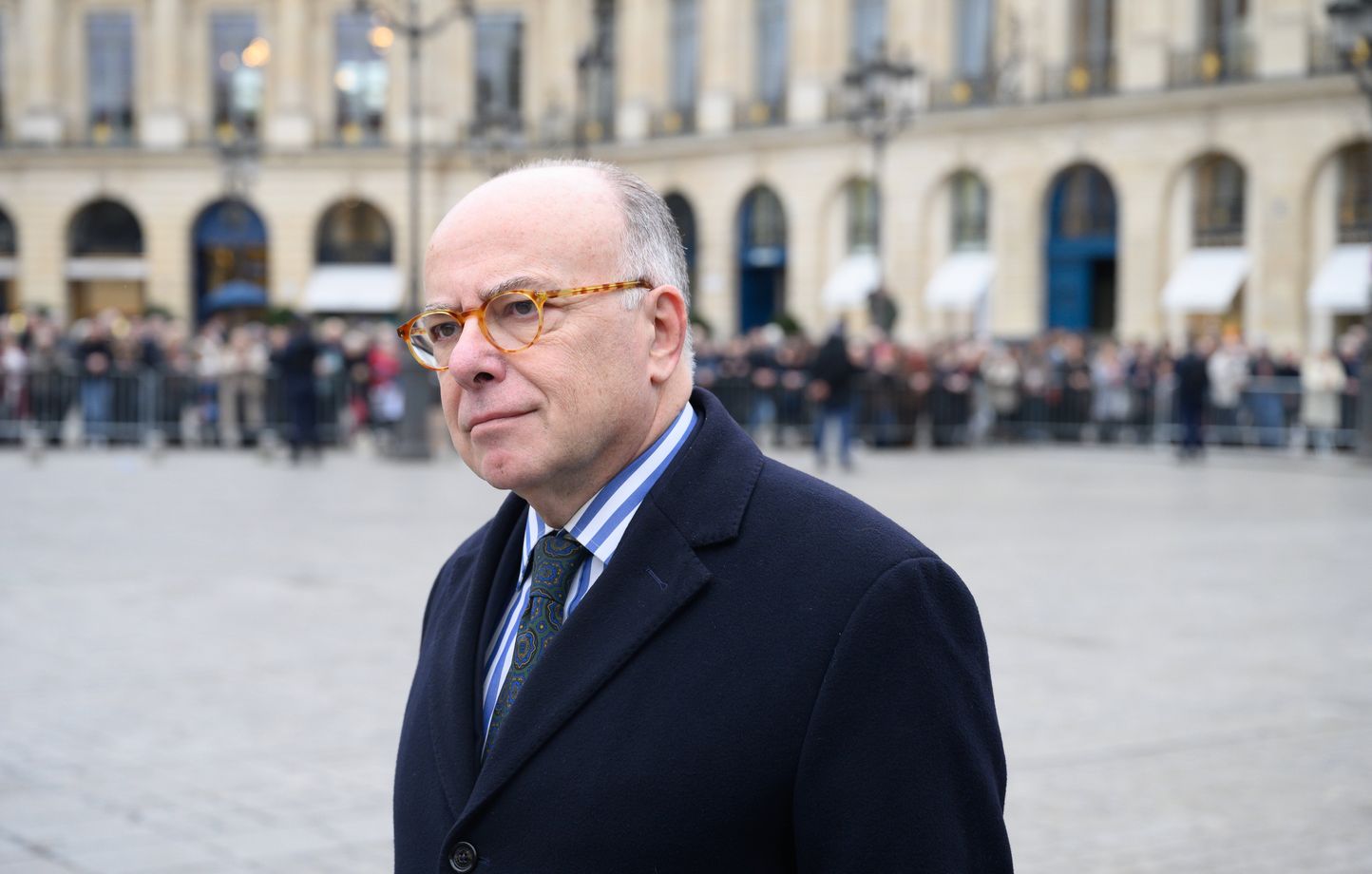 Macron: Bertrand ou Cazeneuve pour Matignon?