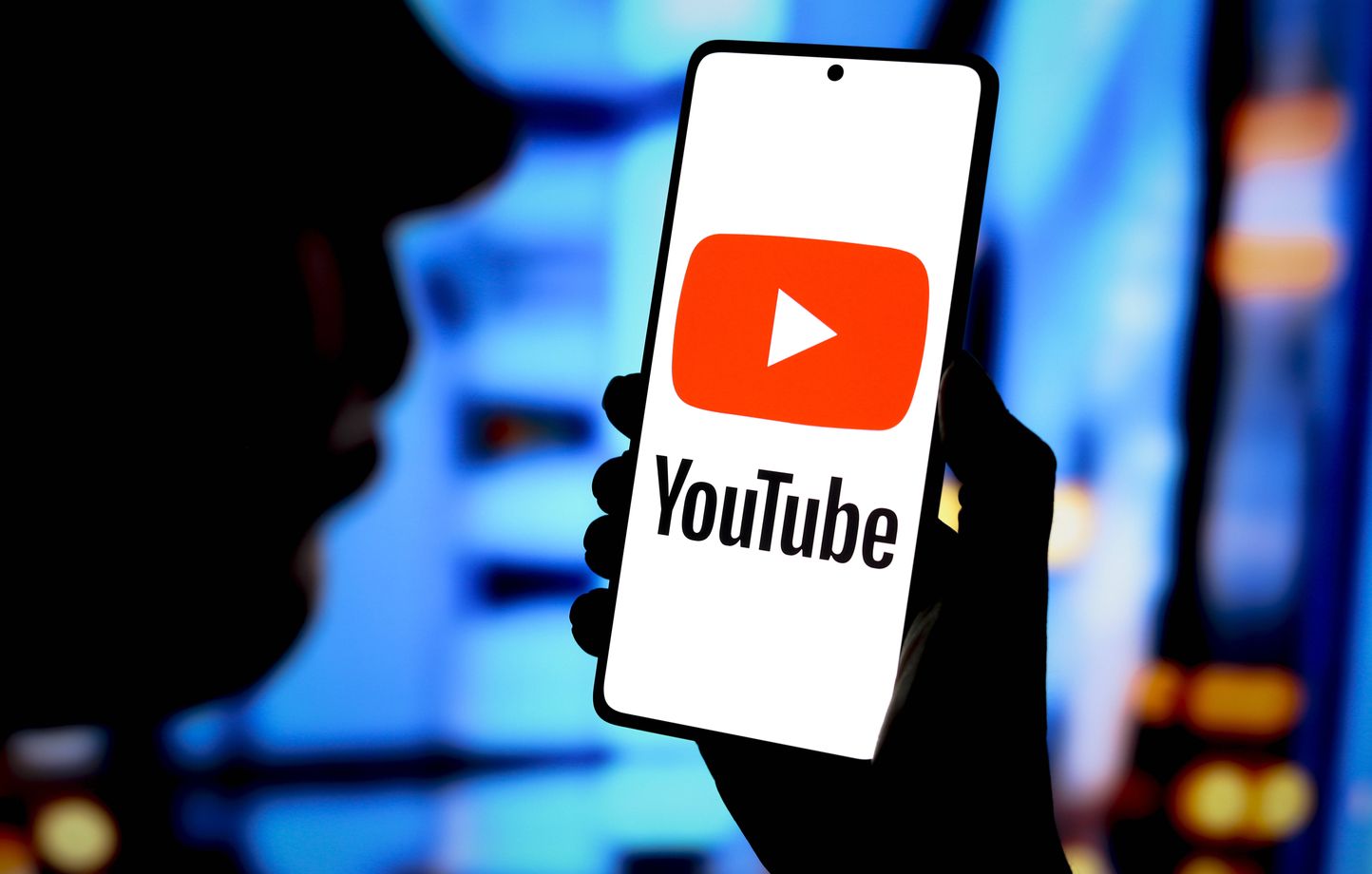 YouTube protège les adolescents : Nouvelles restrictions en place