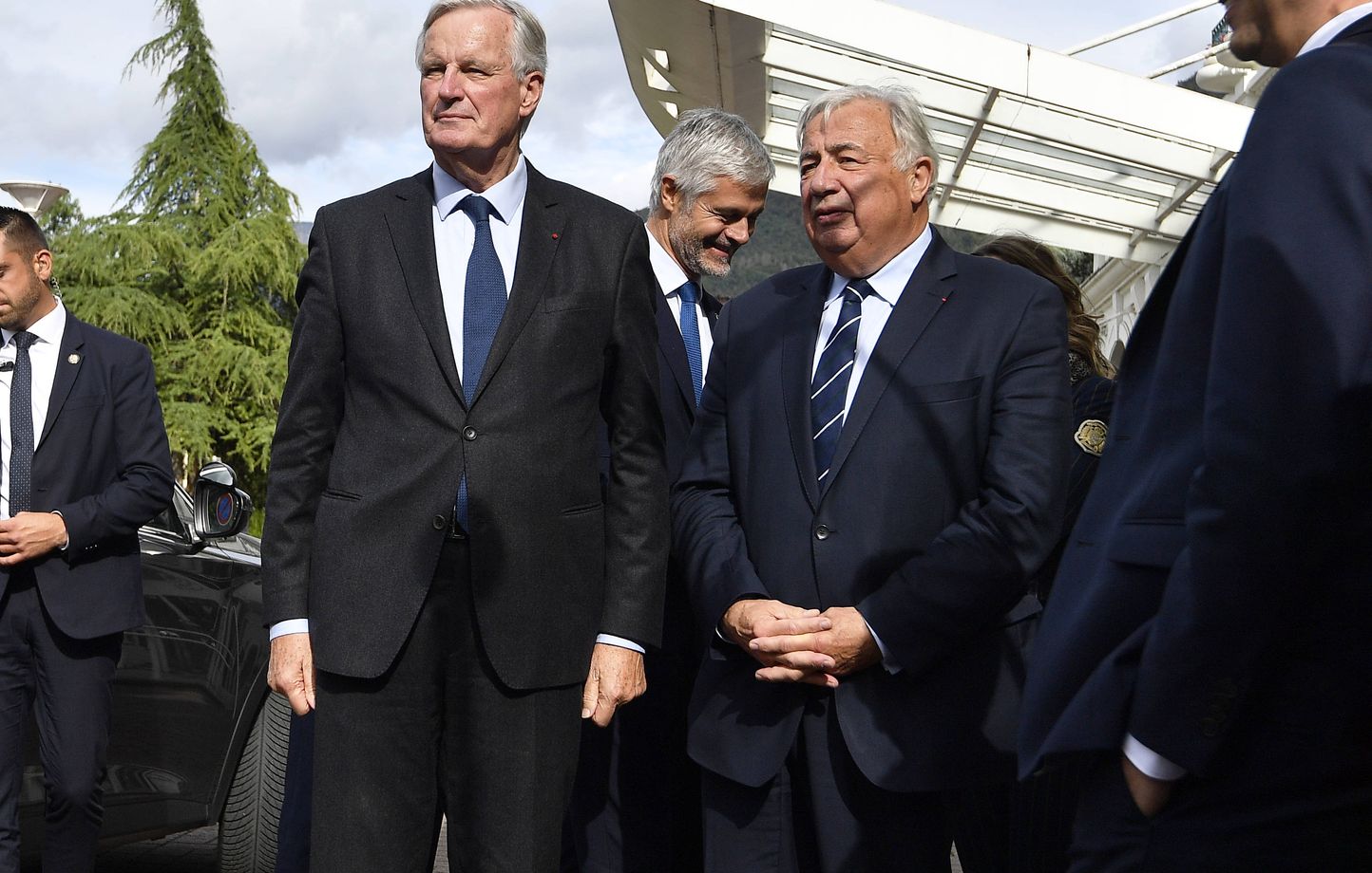 Michel Barnier sous pression : formation du gouvernement en cours