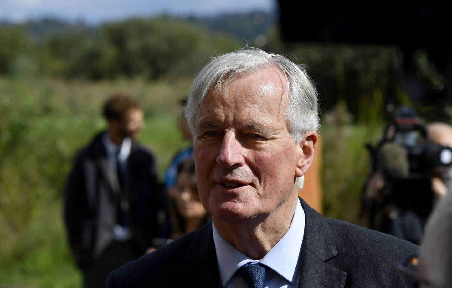 Barnier envisage hausse des impôts, coalition fragilisée