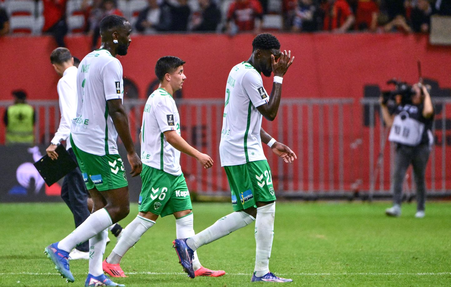 Supporters de l’ASSE furieux après l’humiliation à Nice