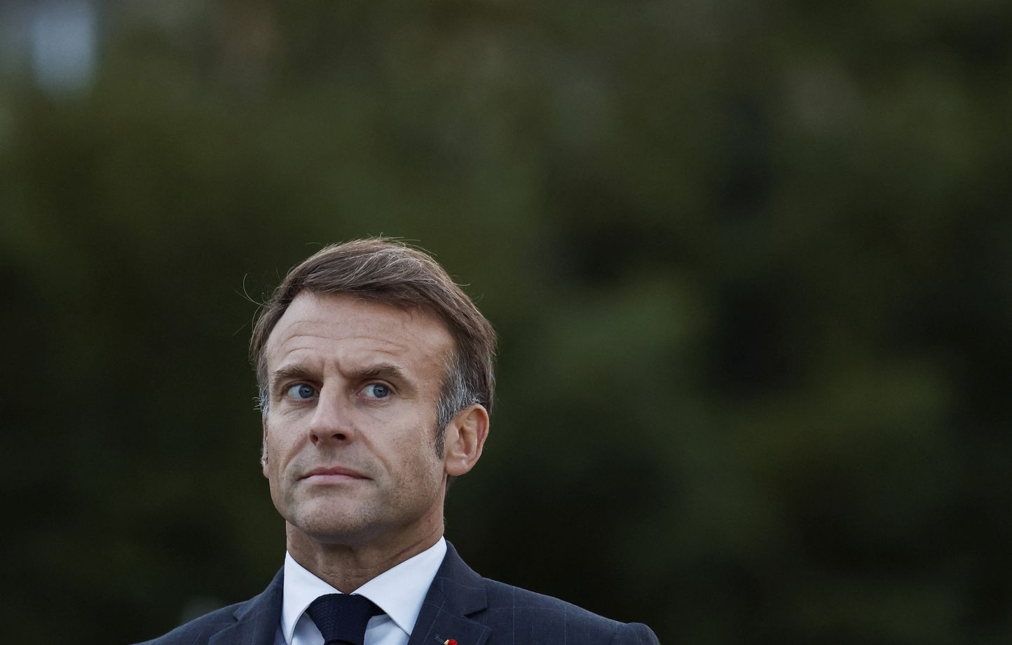 Macron échappe à la destitution: la commission dit non