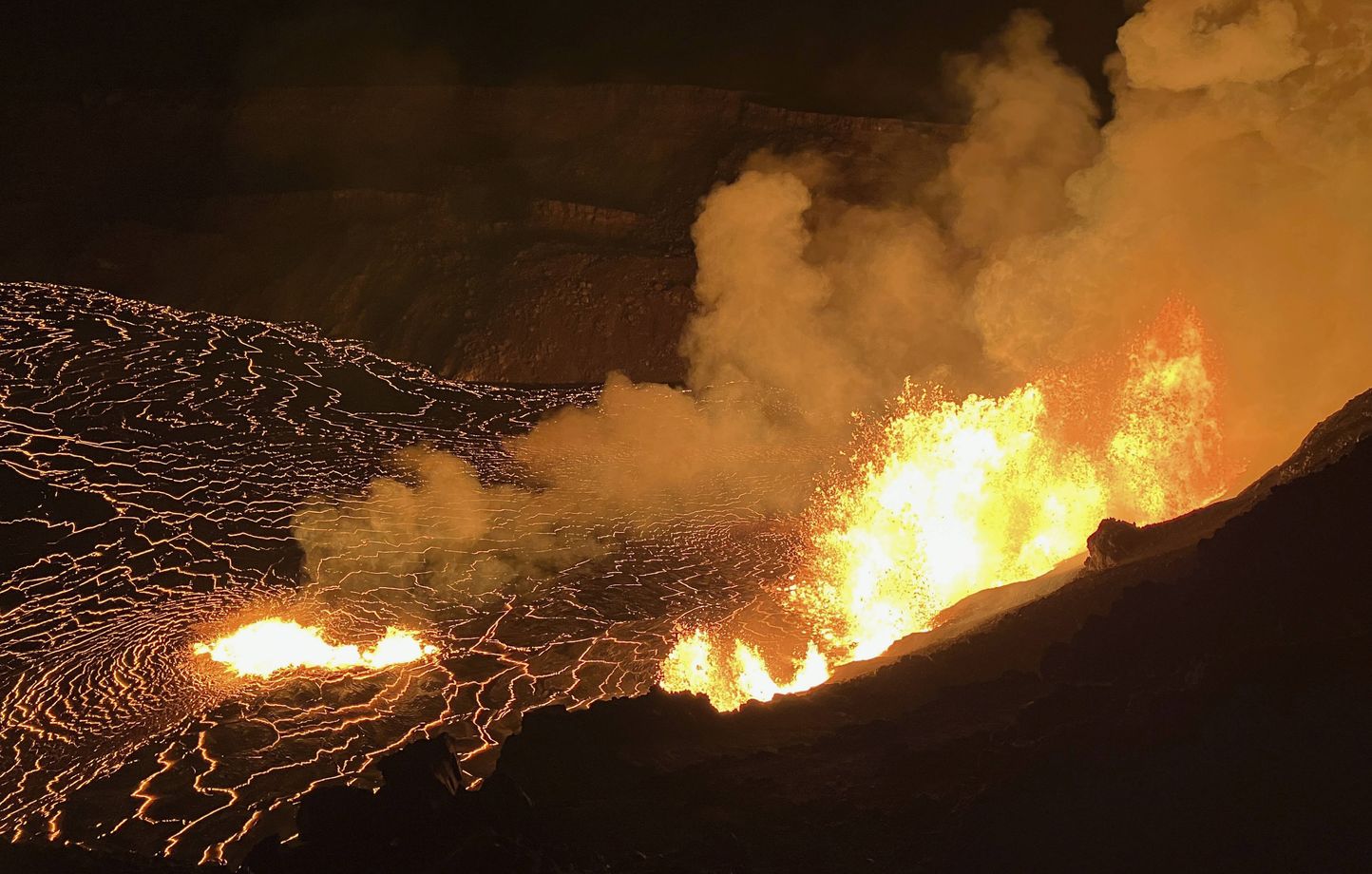 Éruption spectaculaire du Kilauea : images fascinantes