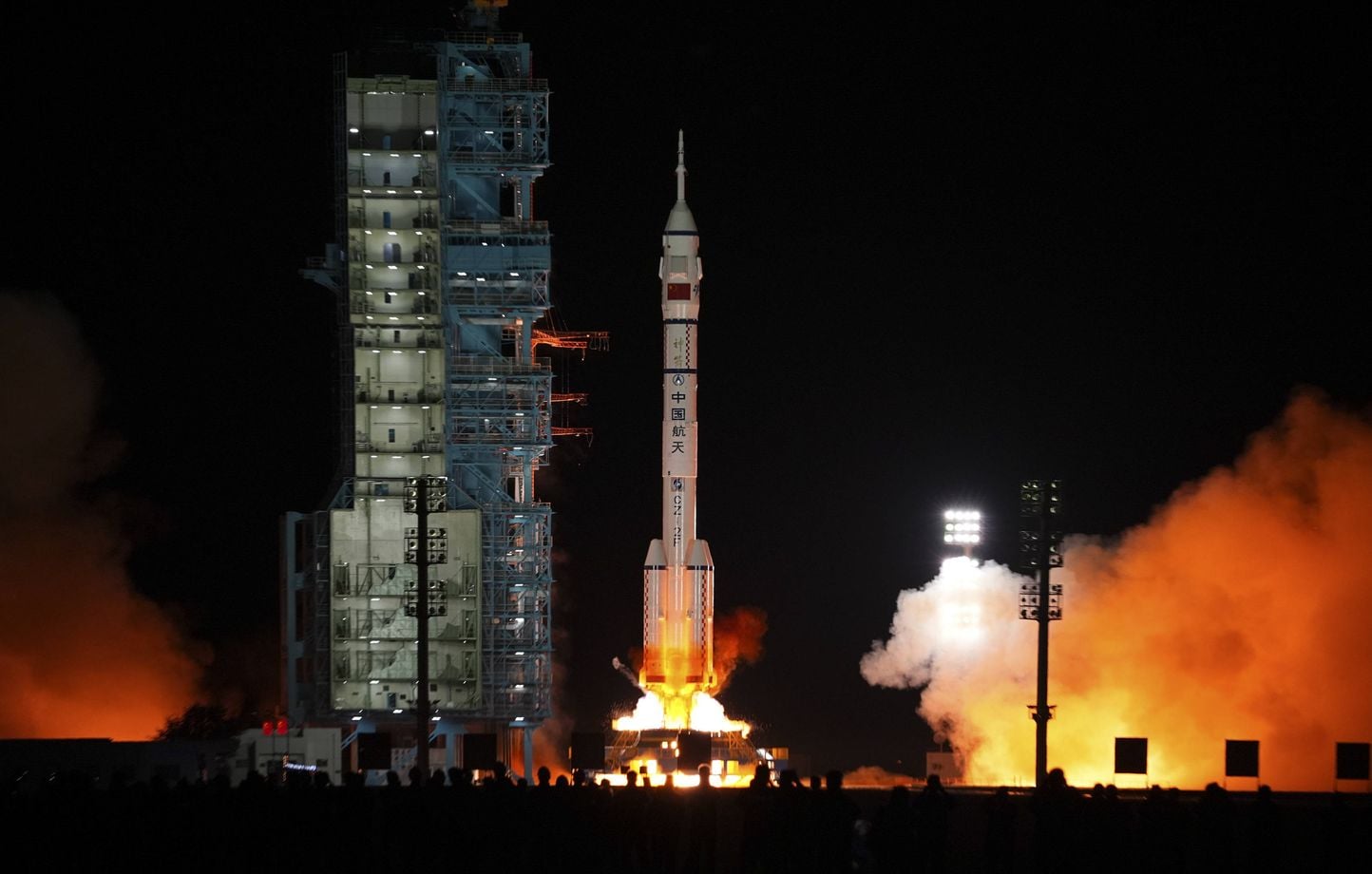 Shenzhou-23 : un an en orbite pour viser la Lune