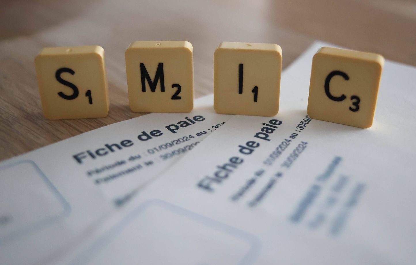 Smic : hausse de 35 € dès lundi, sans coup de pouce