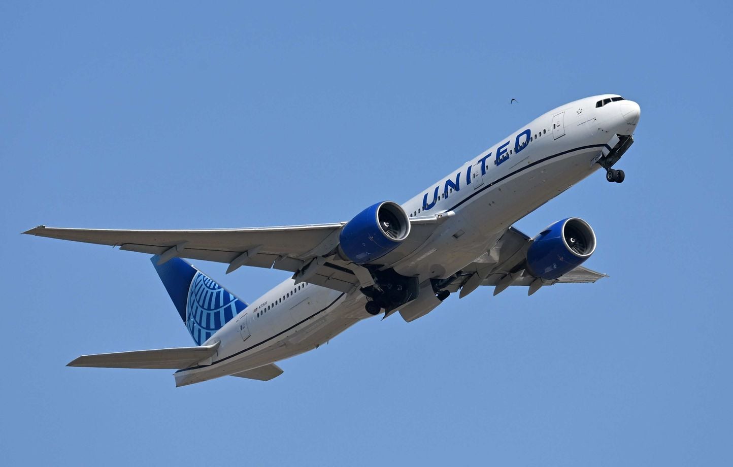 Un Bluetooth nommé bombe fait faire demi-tour à un avion