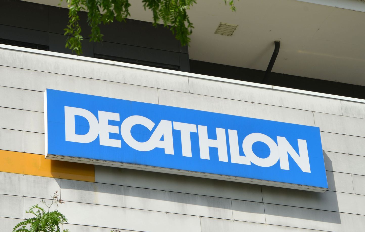 Decathlon accusé d’utiliser du travail forcé ouïghour en Chine