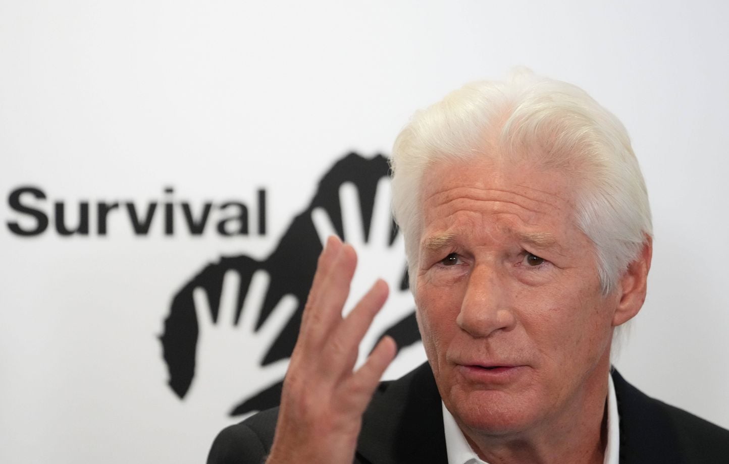 À Oslo, Richard Gere étrille Trump, maniaque dangereux