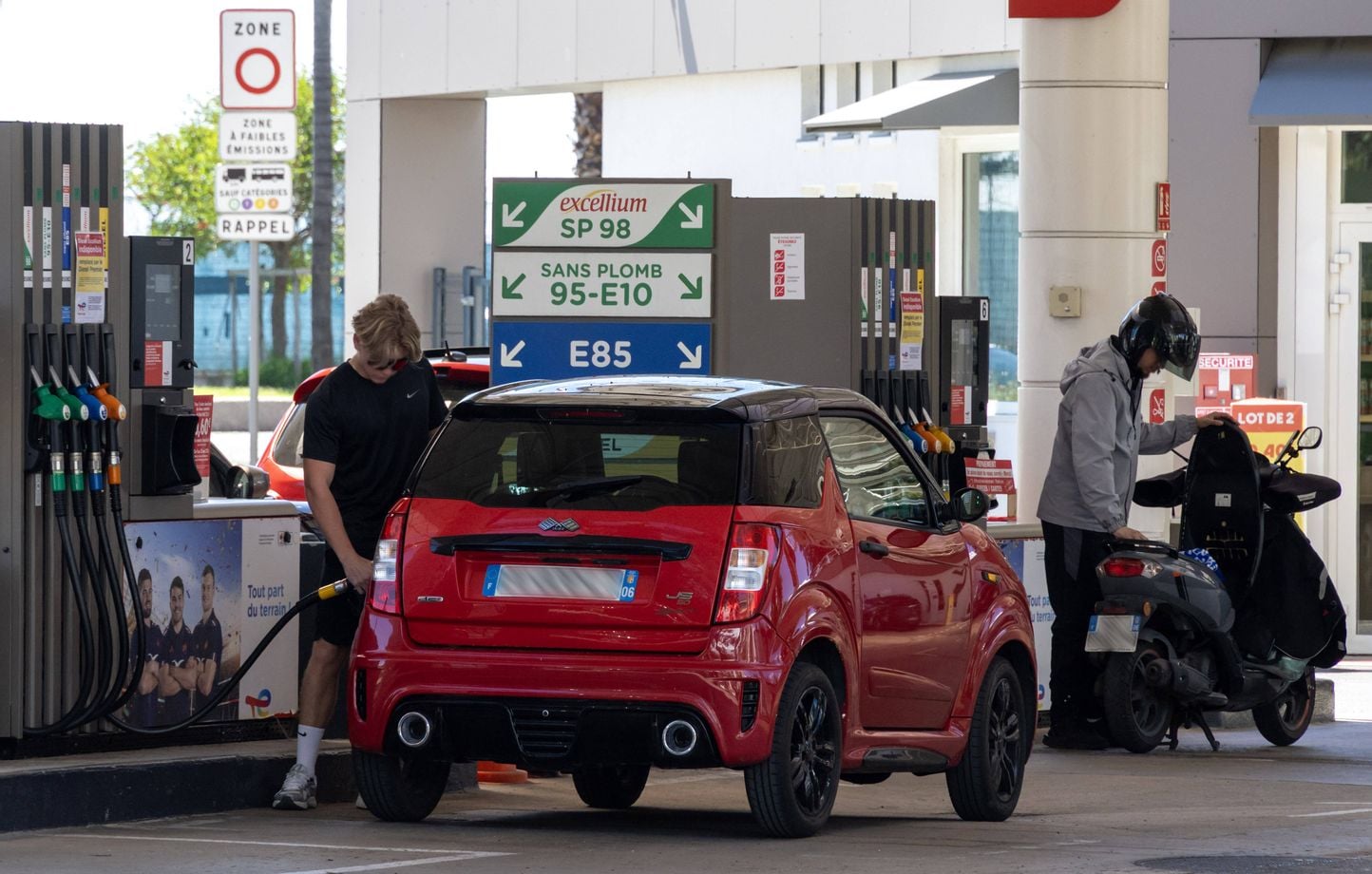 Prix des carburants : la consommation chute de 12 %