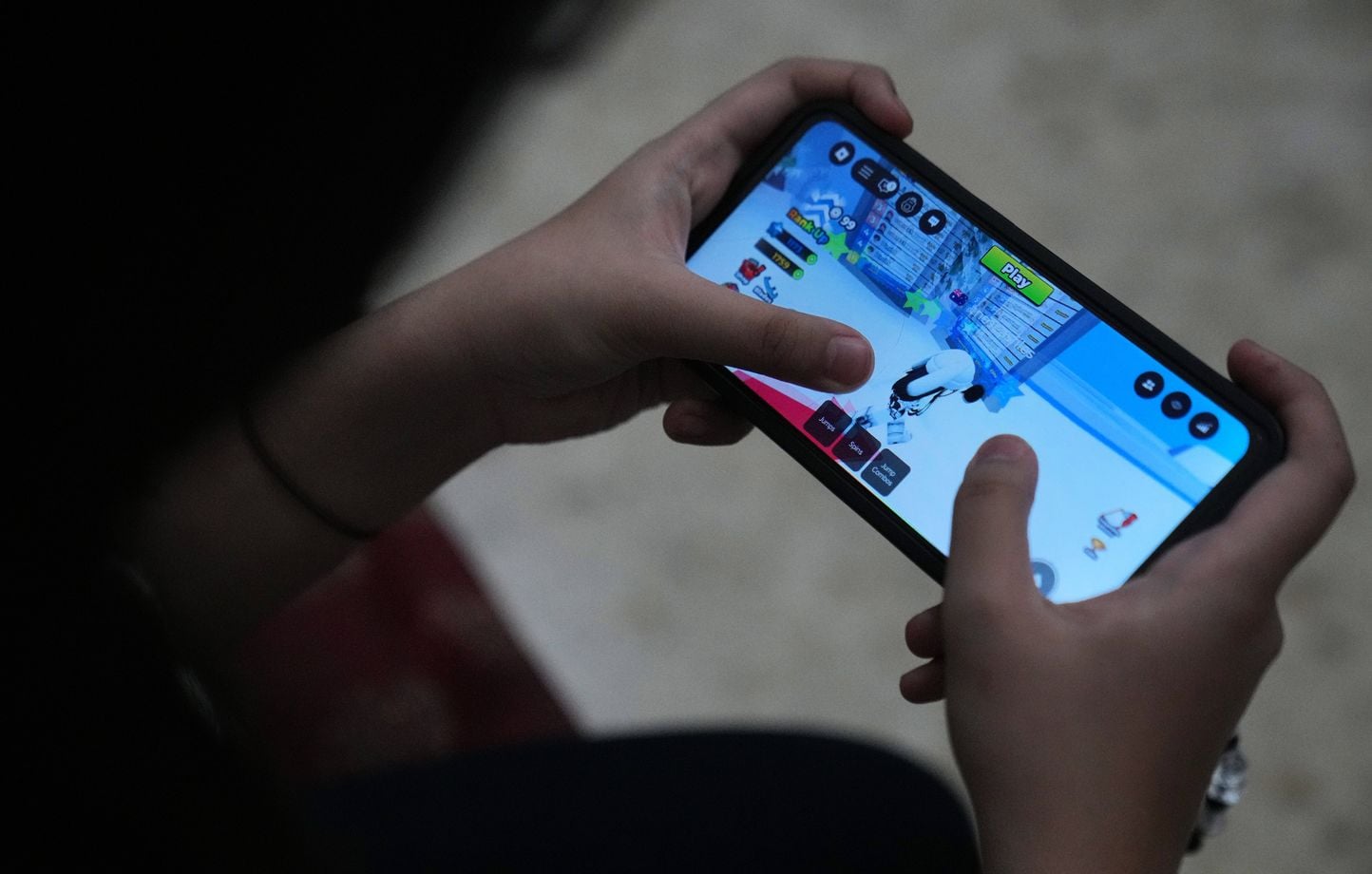 Roblox : le danger pédocriminel qui inquiète les parents