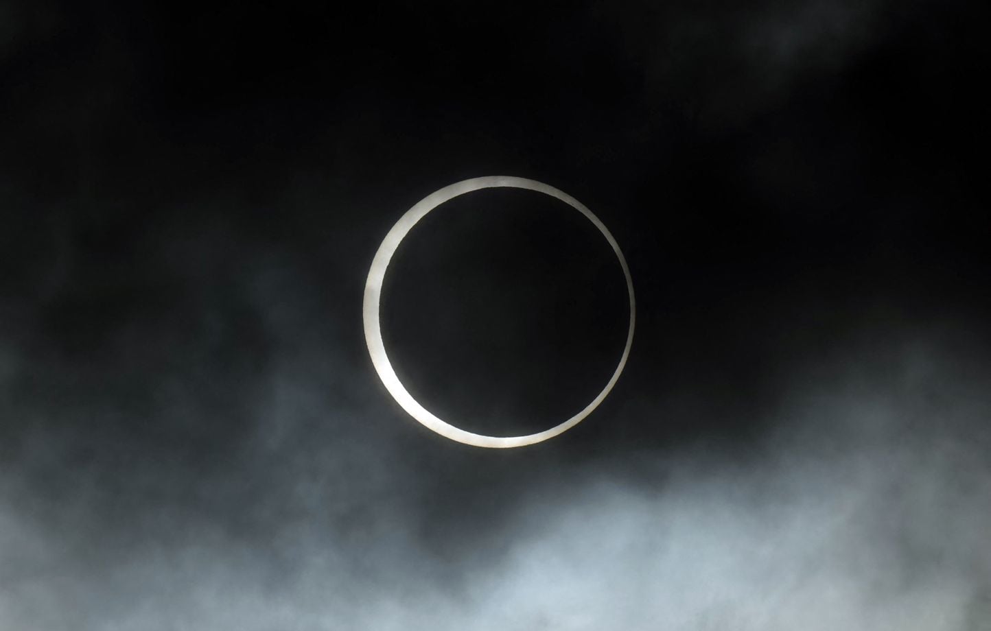 Éclipse solaire du 12 août : quelles lunettes choisir ?
