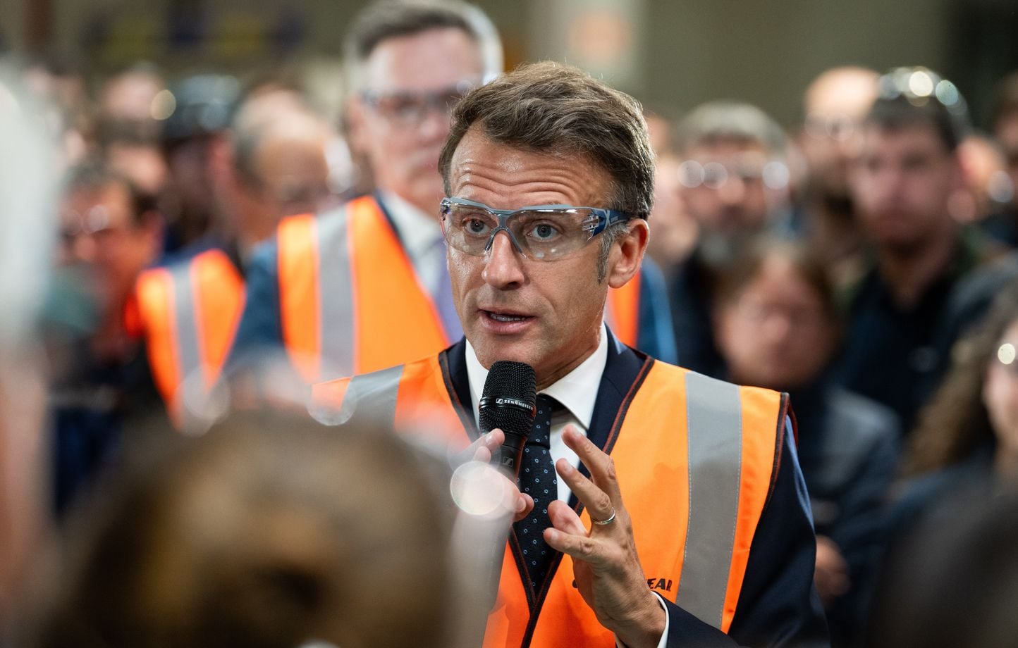 Macron à Goodyear : la réindustrialisation à l’épreuve