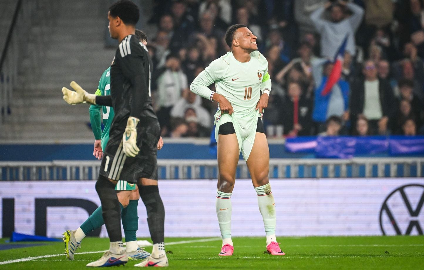 Coupe du monde : Mbappé, Dembélé, les doutes des Bleus