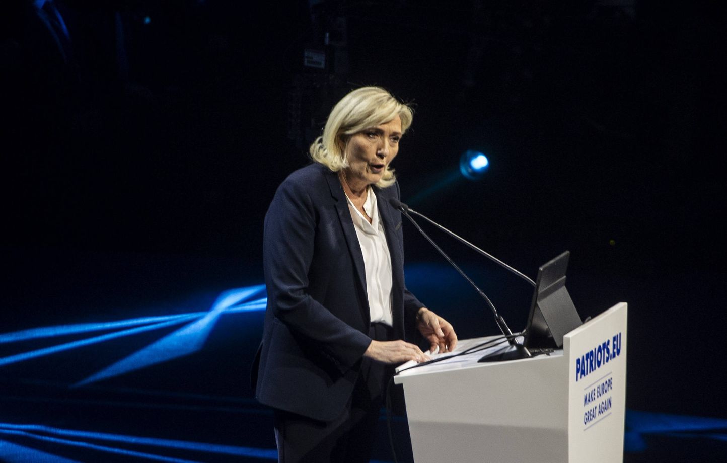 Le Pen rejette tout alignement de la France sur Trump