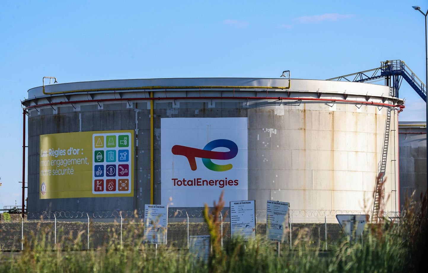 TotalEnergies : les dessous de ses faibles impôts en France