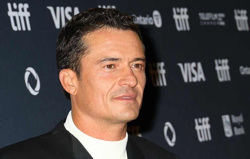 Orlando Bloom dément être payé par l’UNICEF