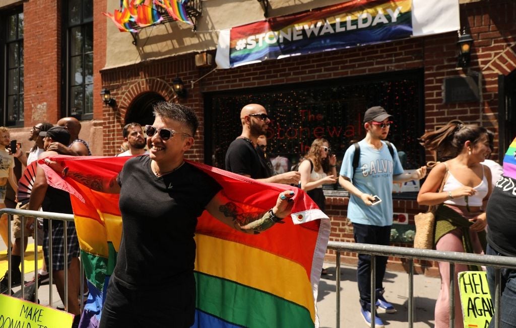 Trump supprime « transgenre » du site du monument Stonewall