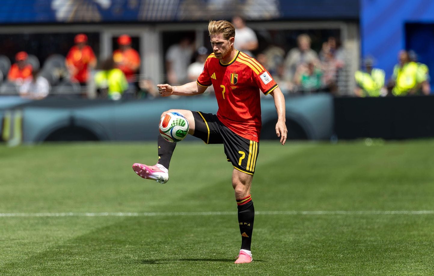 Belgique-Iran en direct : Doku forfait, Lukaku remplaçant