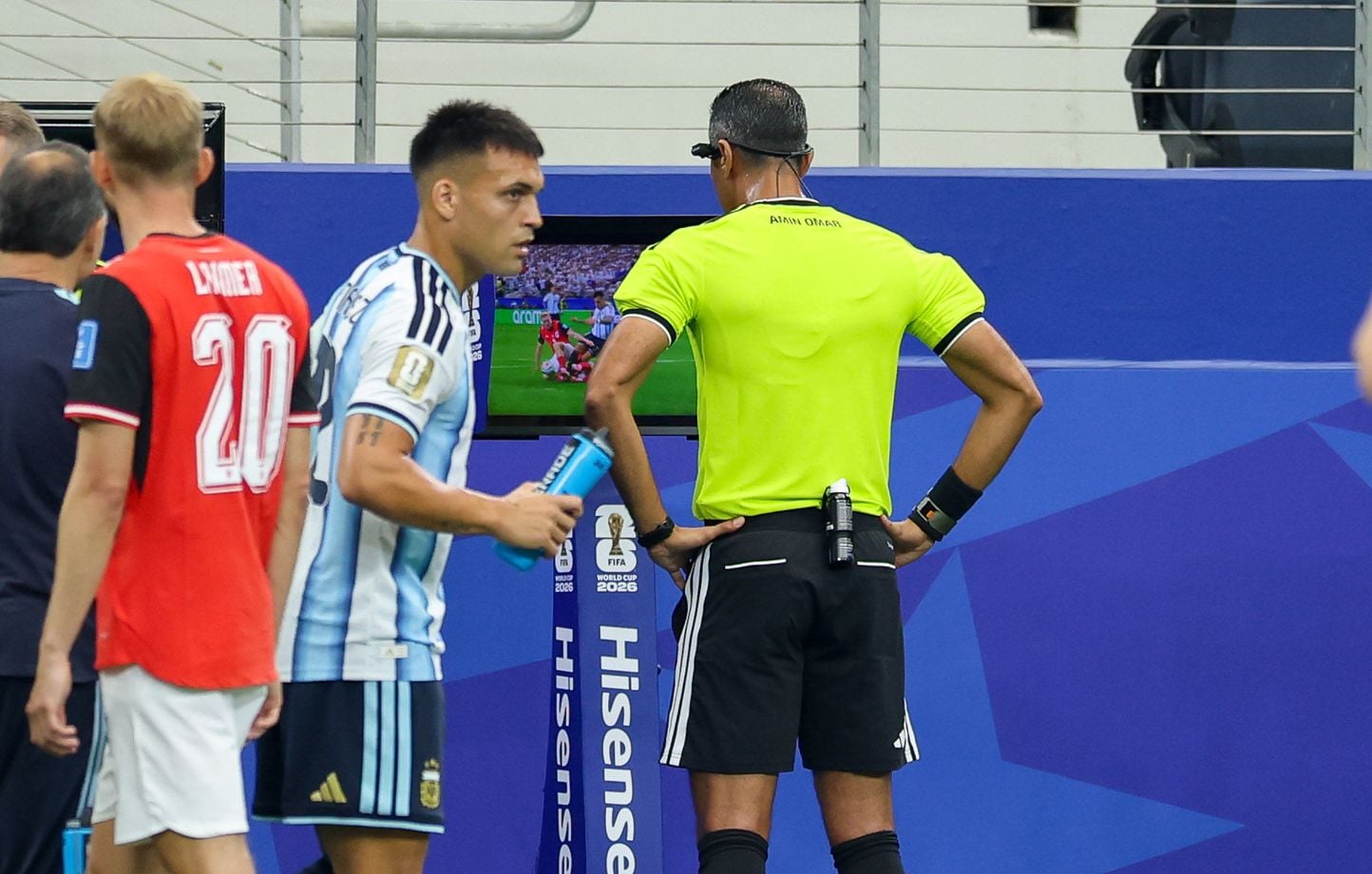 Mondial 2026 : penalty oublié, Messi épargné par la VAR