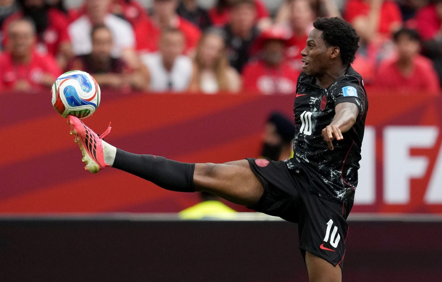 Canada-Suisse en direct : choc pour la tête du groupe B