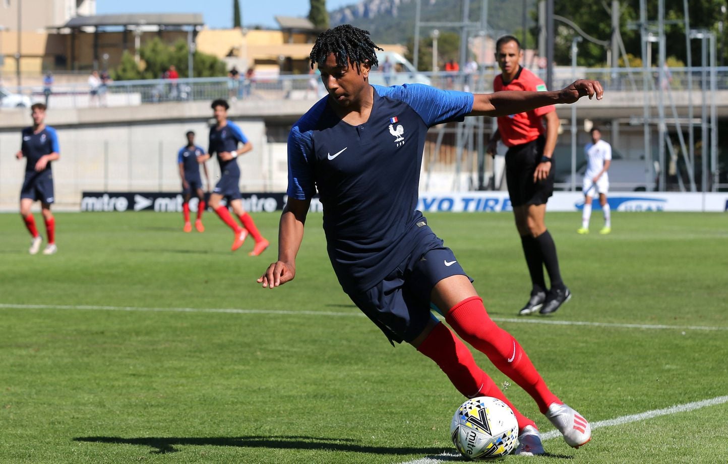 Michael Olise : les coulisses de son choix des Bleus en U18
