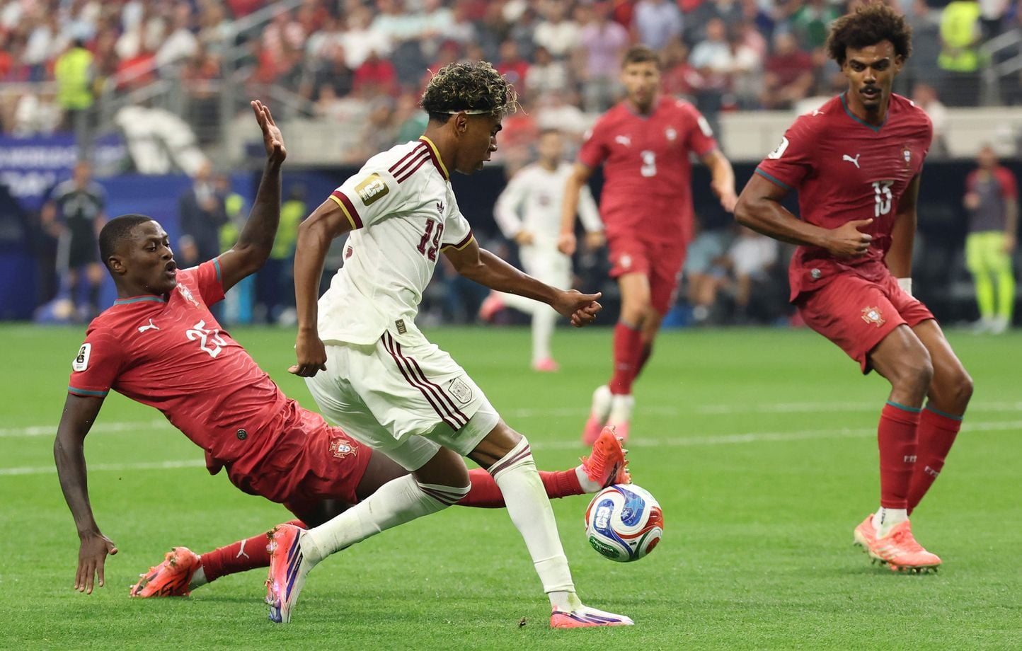 Portugal-Espagne en direct : Merino crucifie Costa