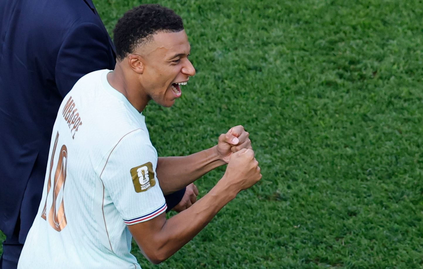 Mondial 2026 en direct : Macron salue les Bleus