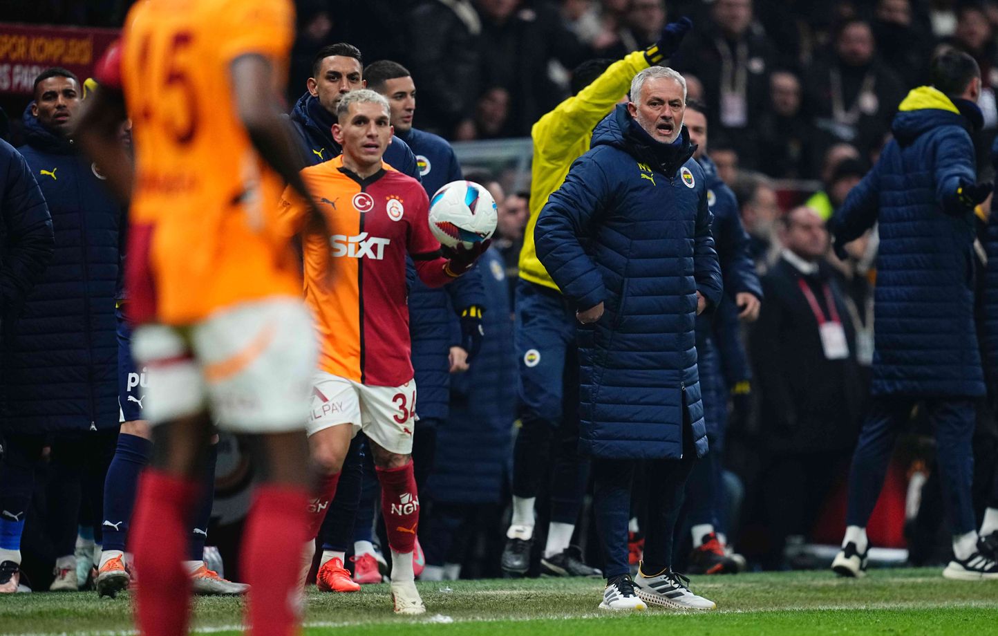 Galatasaray dépose plainte contre José Mourinho pour racisme