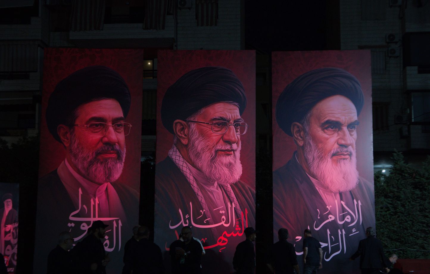 Iran : Khamenei promet une vengeance inévitable