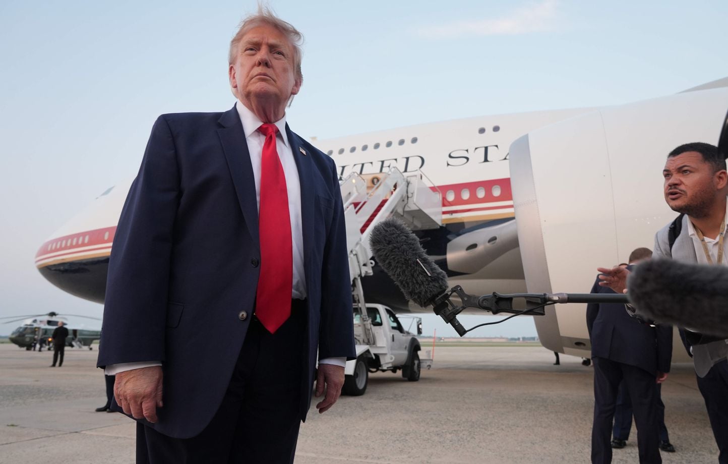 En direct : Trump frappe l’Iran, la région s’embrase