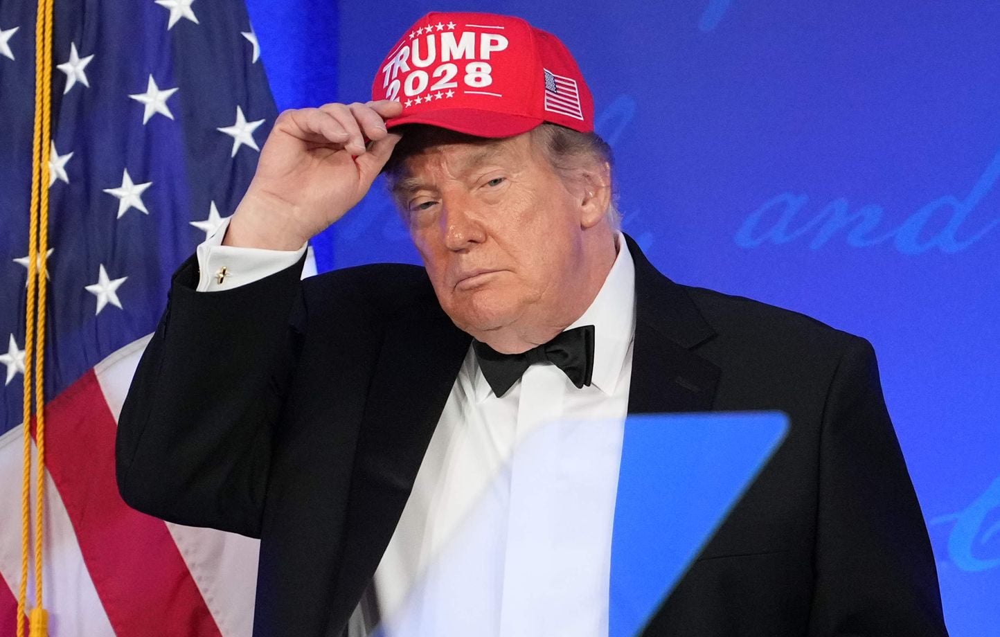 Trump traite les médias d’ennemis du peuple au gala