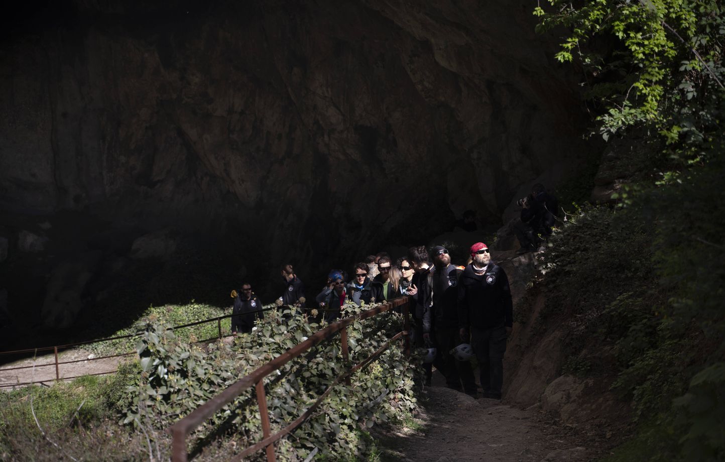 Vivre 15 jours hors du temps dans une grotte en Ariège