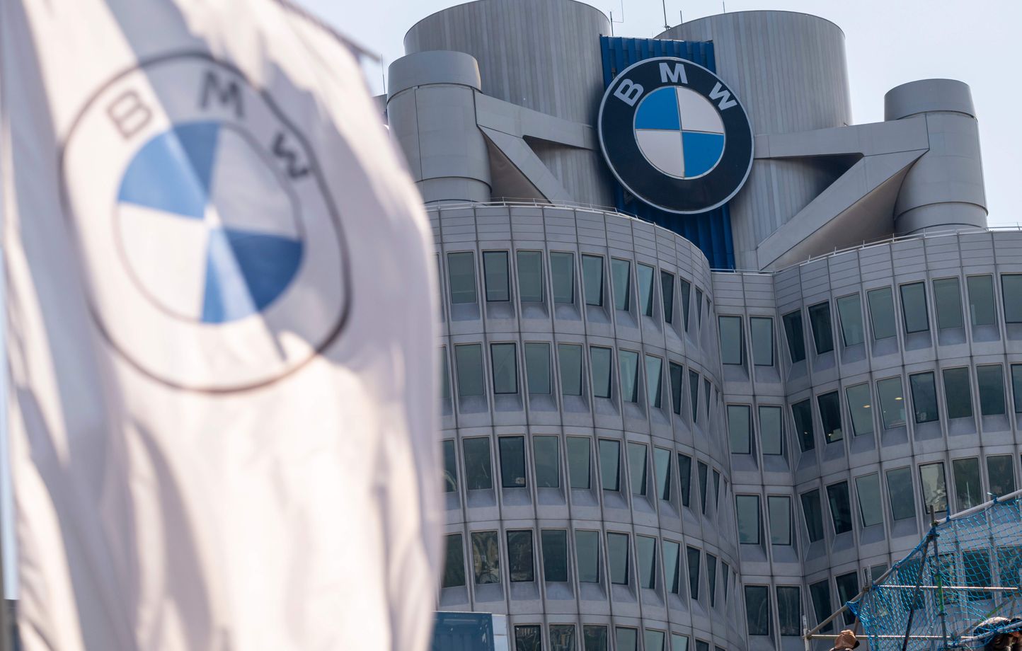 Crise automobile : BMW supprime 8 000 emplois d’ici 2027